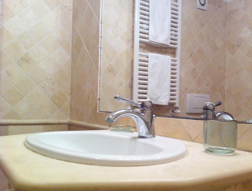 Apartment Cisterna Rom