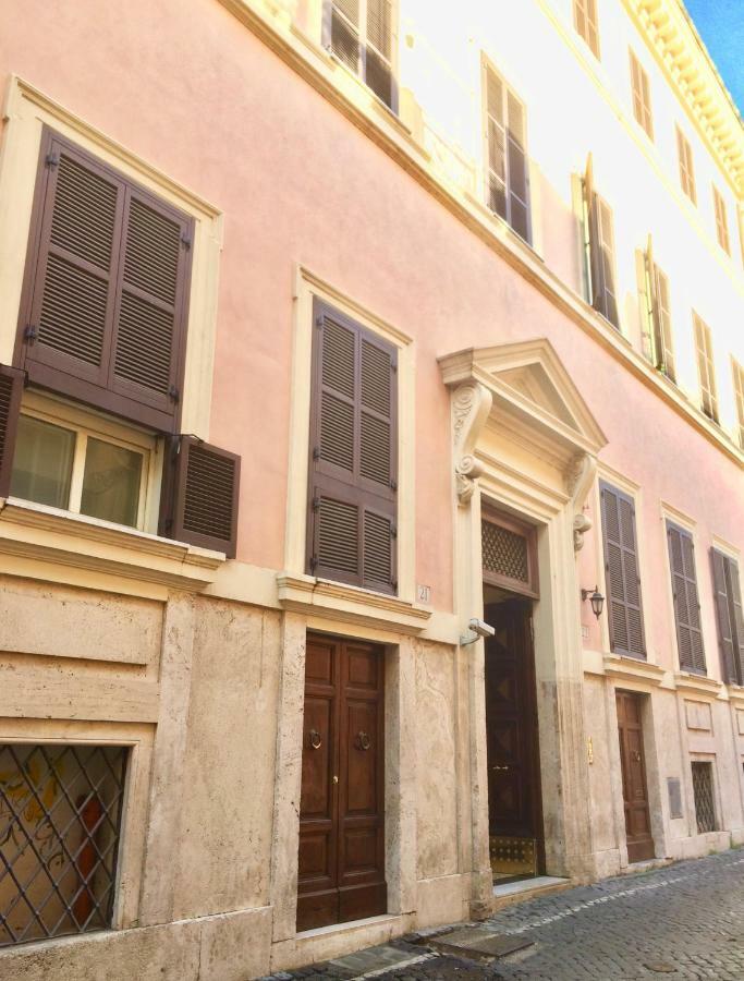 Apartment Cisterna Rom